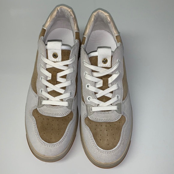 Toma Sneaker - Picture 1 of 8